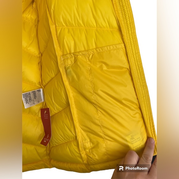 NWT Yellow Quilted Puffer Jacket - Picture 10 of 15